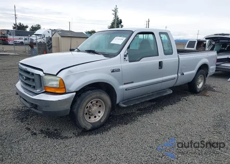 2000 Ford F250 Super Duty из США, поврежденный, VIN 1FTNX20F7YEB15484